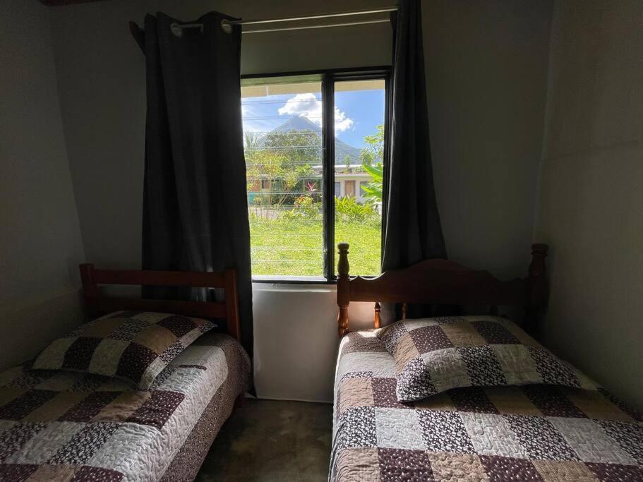 Large & Confortable Family House La Fortuna Eksteriør billede