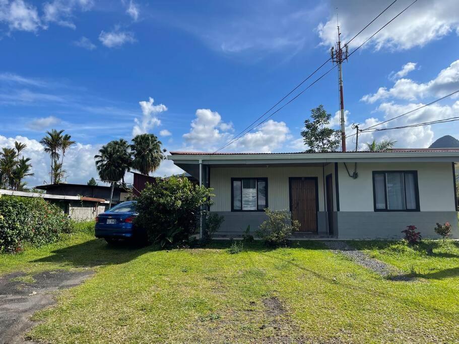 Large & Confortable Family House La Fortuna Eksteriør billede